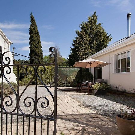 The Holy Oaks Villa Duntroon Екстериор снимка